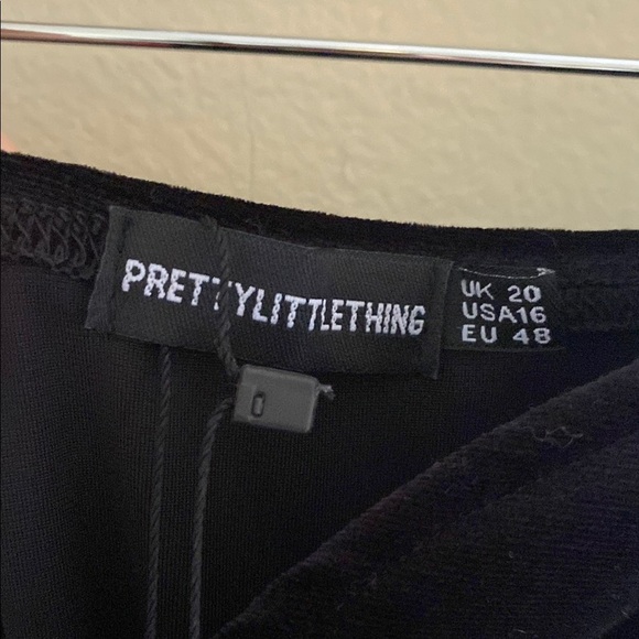 NWT PrettyLittleThing Black Velvet Jumpsuit sz 16 - Picture 9 of 9